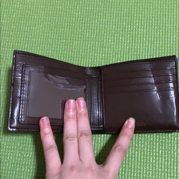 Coach wallet - Picture 3 of 3